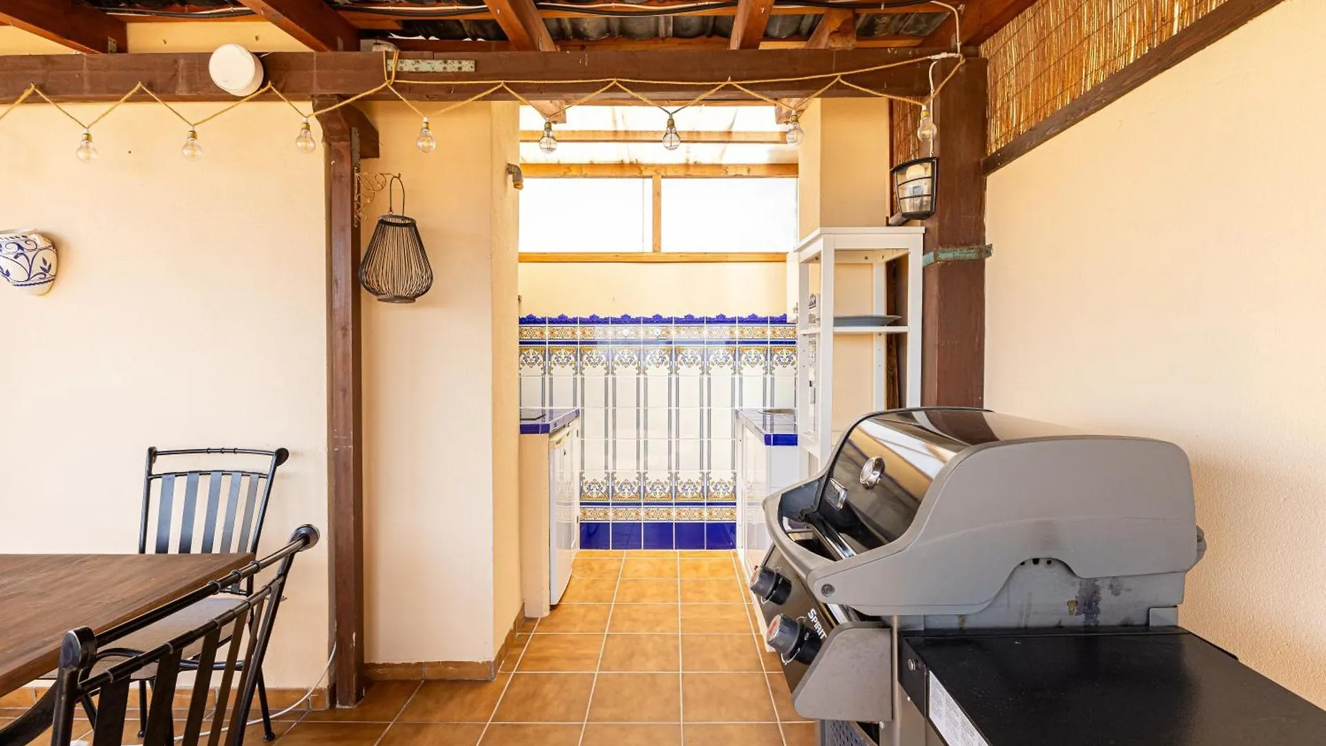3 Bedroom Apartment With Private Rooftop Terrace Nerja Ισπανία